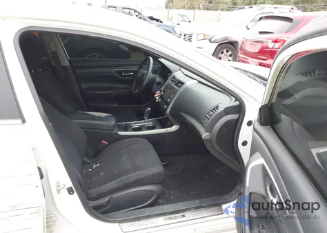 2015 Nissan Altima 2.5 S from USA, damaged, VIN 1N4AL3AP3FC444852